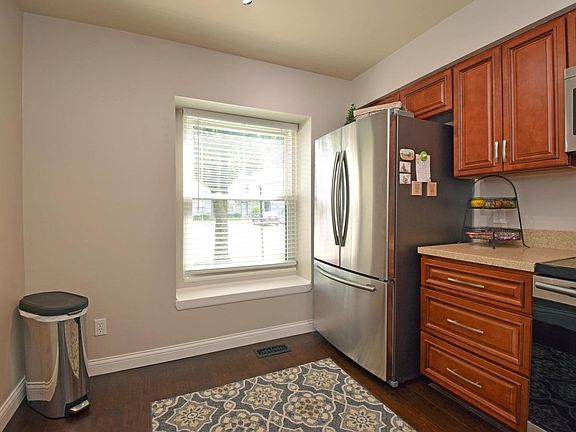 4th image of 1038 Crisfield Dr