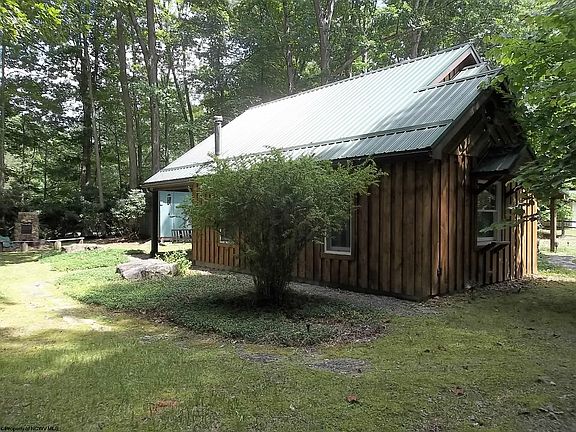 4th image of 34 Lakeside Dr