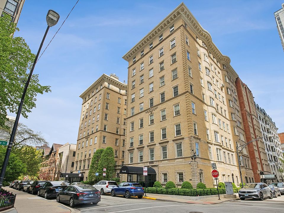 1st image of 70 E Scott St APT 306