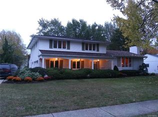63 Surrey Run, Buffalo, NY 14221