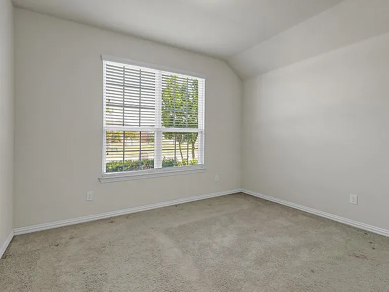 2216 Hull Point — Photo 5