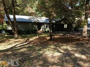 1656 Straw Valley Rd, Lawrenceville, GA 30043