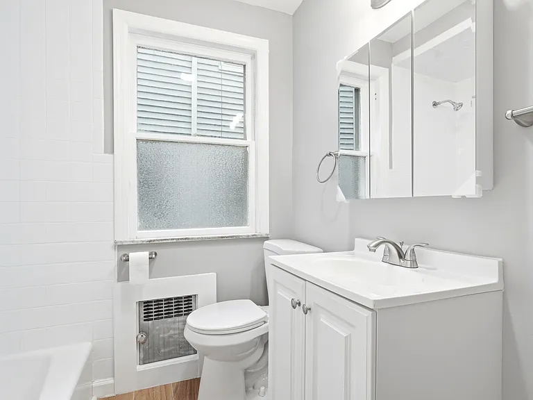 228 Duane St #1 — Photo 18