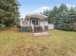 7951 W Village Rd, Mears, MI 49436
