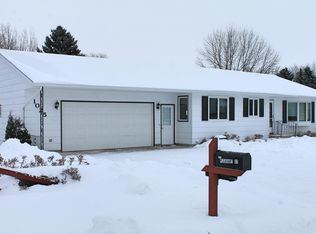 1025 Pleasant St, Sauk Centre, MN 56378