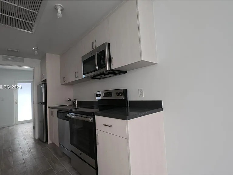 1035 Euclid Ave #25 — Photo 21