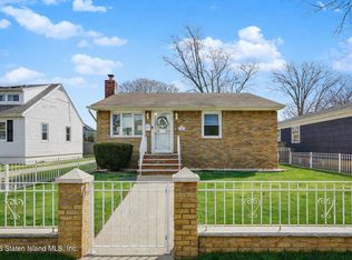225 Van Name Ave, Staten Island, NY 10303