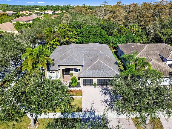 2nd image of 10271 Cypress Lakes Preserve Drive