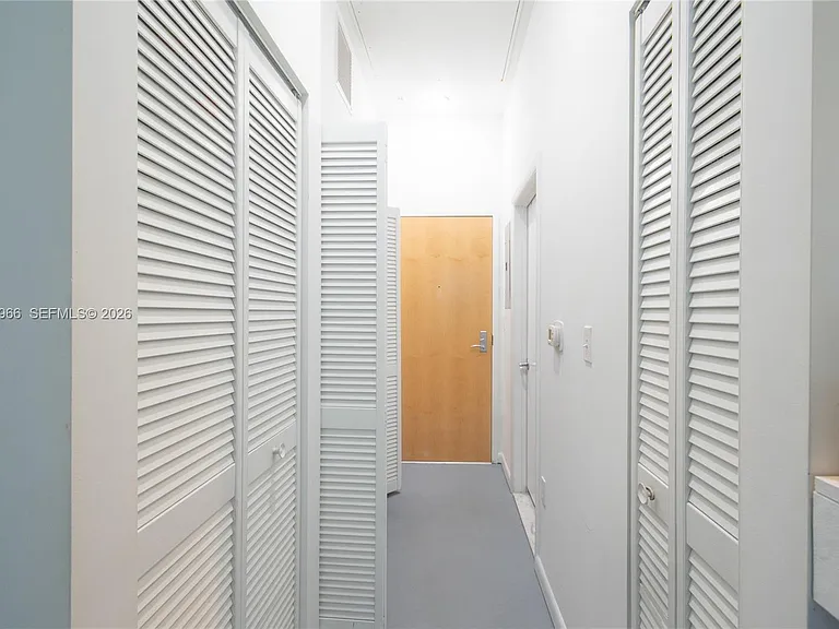 253 NE 2nd St #315 — Photo 7