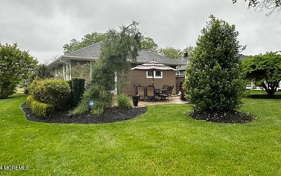 5th image of 1776 Mount Idenburg Lane
