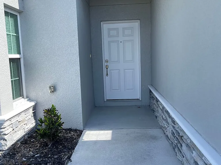 10114 Briar Cir — Photo 3