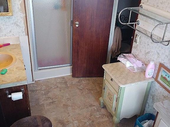 2nd image of 540 NW 214th Ave