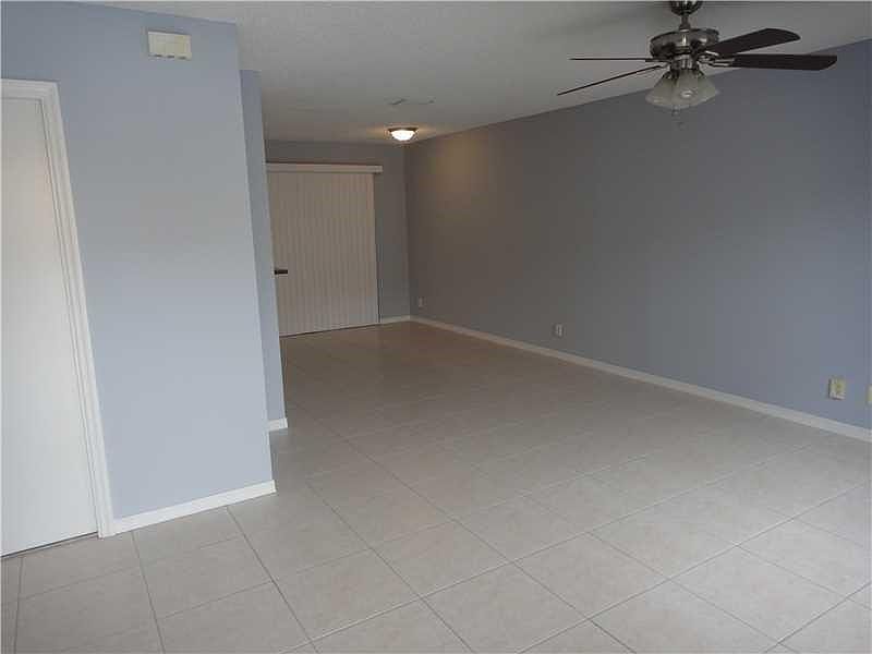 2nd image of 1109 SW 44th Way