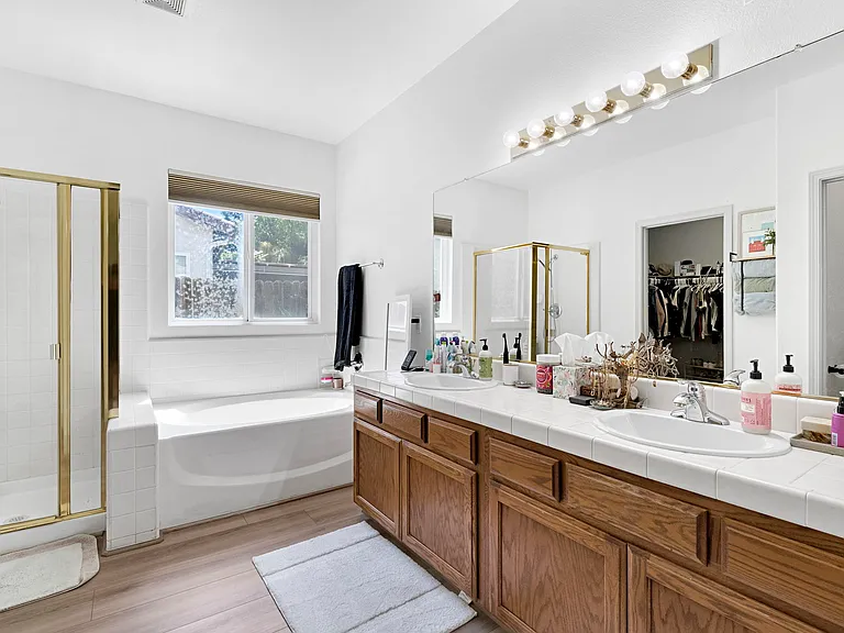 5921 W Babcock Ave — Photo 22