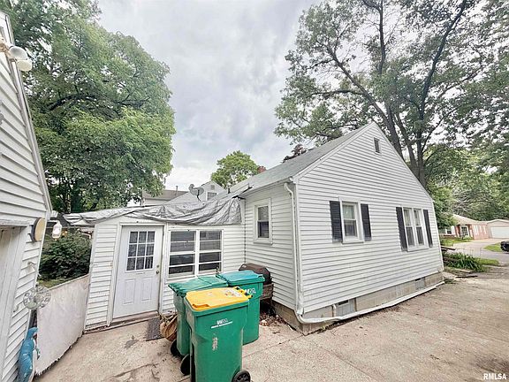 3rd image of 1450 Beecher Ave
