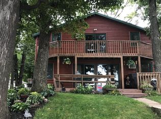 24661 McClelland Dr, Spirit Lake, IA 51360