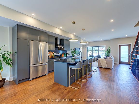 5th image of 3 Spring Ln #B