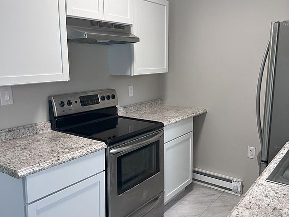 2nd image of 1055 Washington St #10554