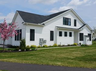 90 Wheeler Dr #90, Boxborough, MA 01719