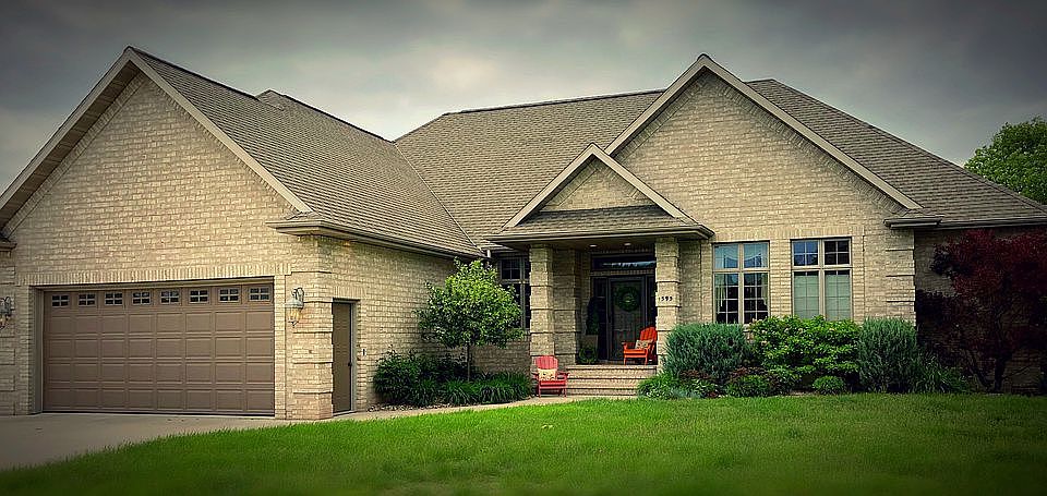 1st image of 1595 Meadow Wood Ct