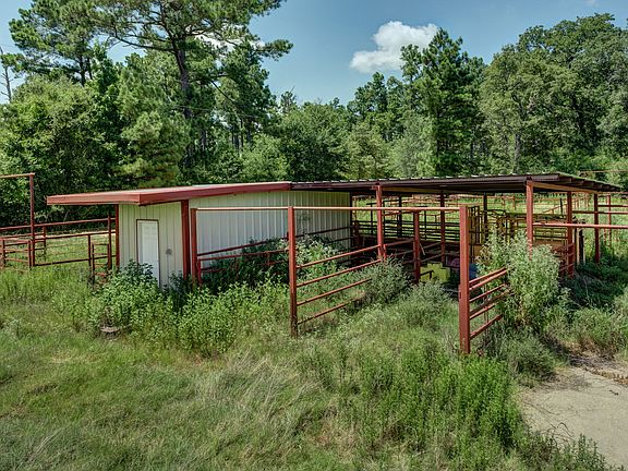 3rd image of 9775 Lou Bee Ln