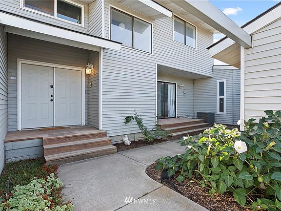 2nd image of 2263 W Mockingbird Ln #2