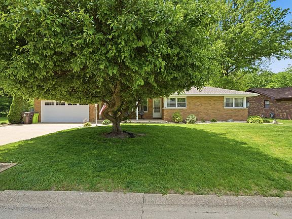2nd image of 149 Jay Ave