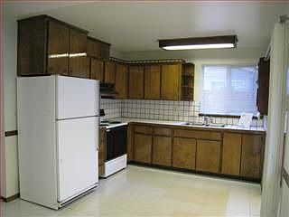 3rd image of 1369 Old Stone Pl