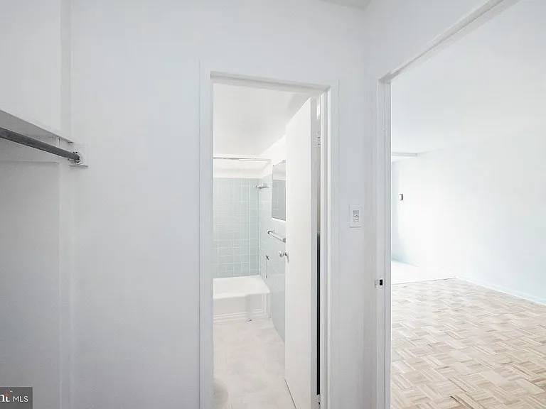 940 25th St NW #103S — Photo 22