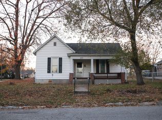 577 S Lafayette Ave, Marshall, MO 65340