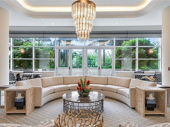 4th image of 6825 Grenadier Blvd Penthouse 4