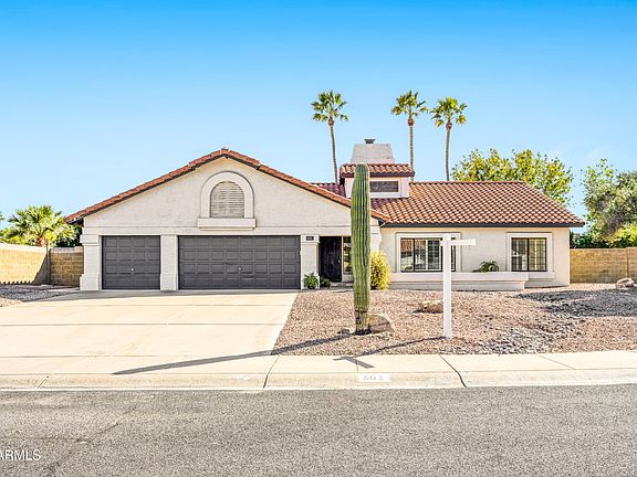 2nd image of 601 E SILVER CREEK Road