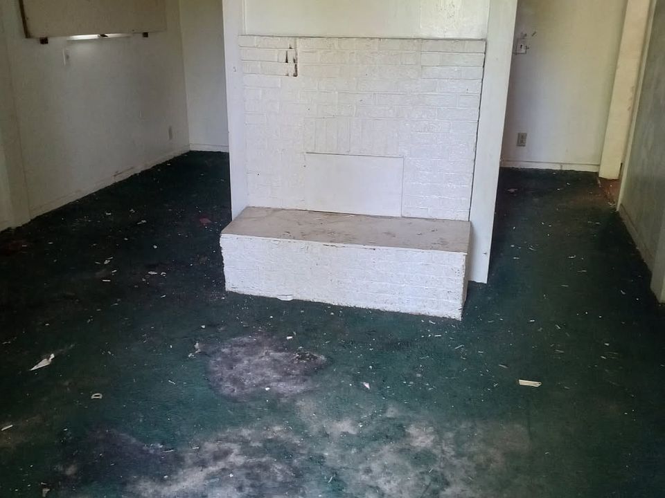 2nd image of 2607 Alameda St