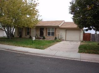 19034 E Kansas Dr, Aurora, CO 80017