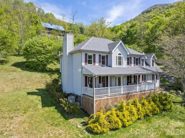 831 Red Bank Rd, Waynesville, NC 28786