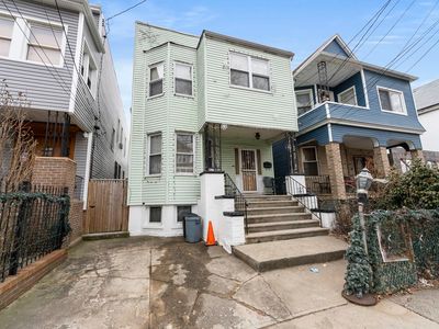 57 Wegman Pkwy, Jersey City, NJ, 07305