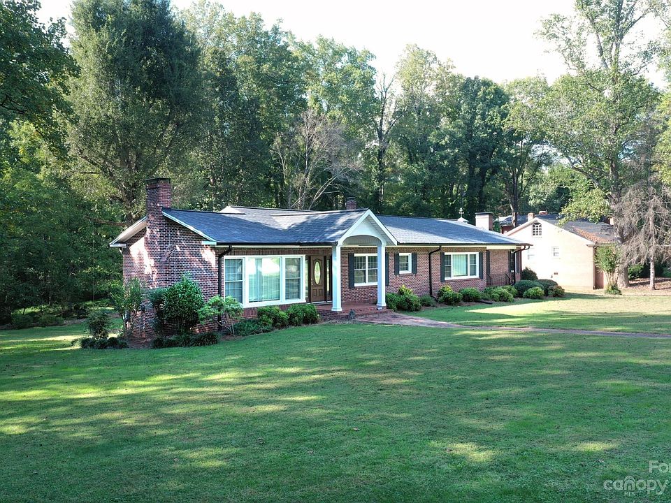1st image of 1318 Brentwood Dr