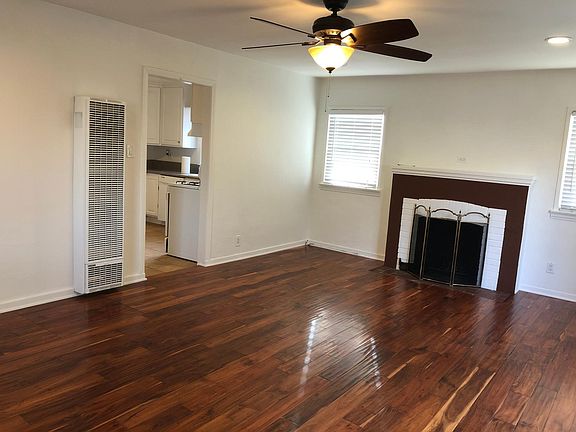 3rd image of 2412 Graham Ave #2412B