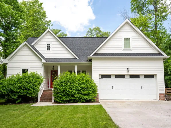 2024 Oak St, Signal Mountain, TN 37377