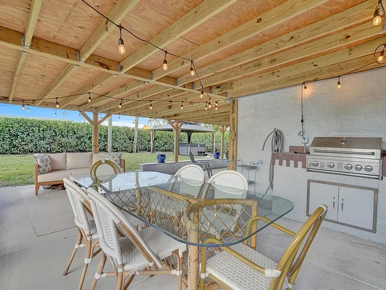 727 S Fernwood Dr — Photo 18