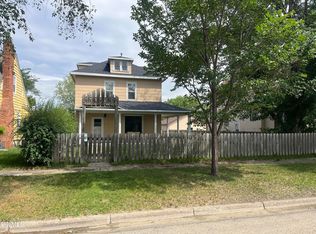 519 3rd Ave SW, Jamestown, ND 58401