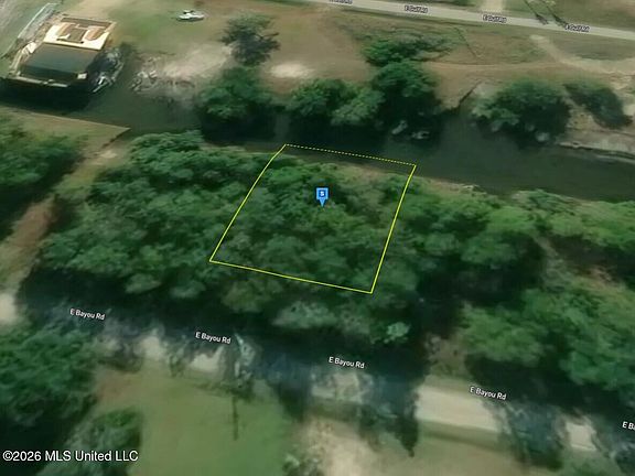 3rd image of 10045 E Bayou Rd