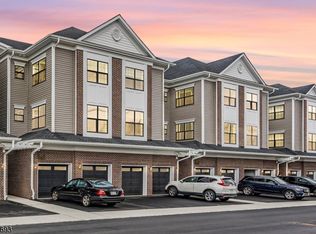 76 Harvest Way, Little Falls, NJ 07424