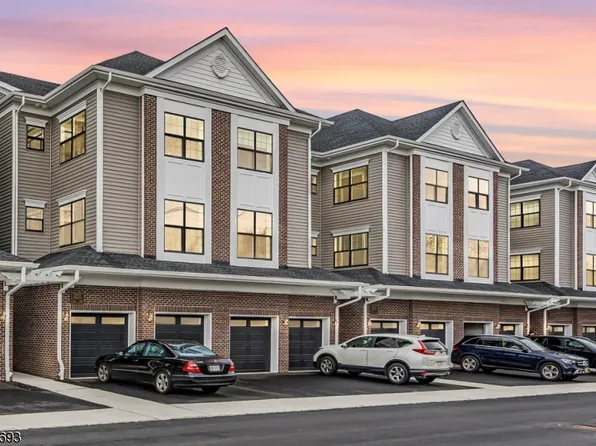 76 Harvest Way, Little Falls Twp., NJ 07424