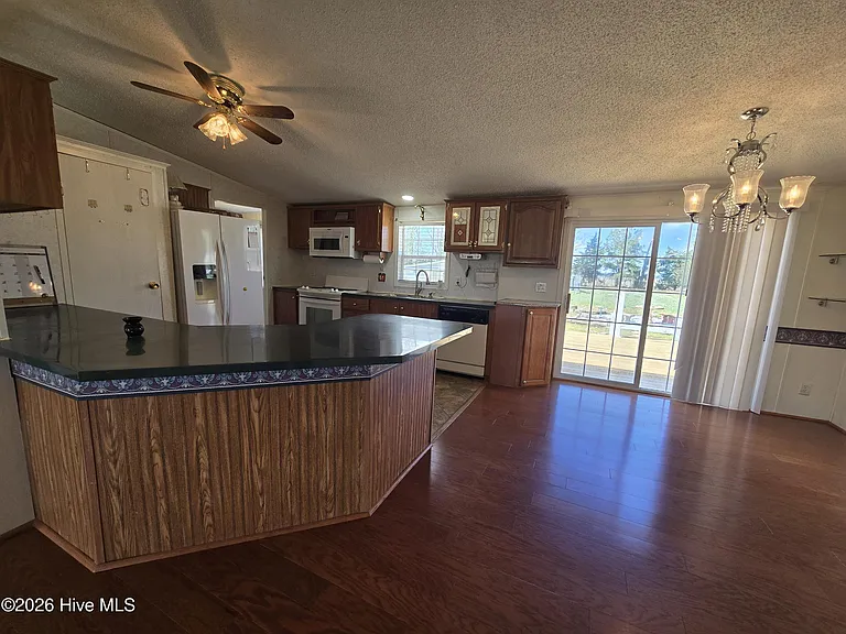 432 Woodville Rd — Photo 3