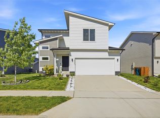 1422 NE Cedarwood Dr, Grimes, IA 50111