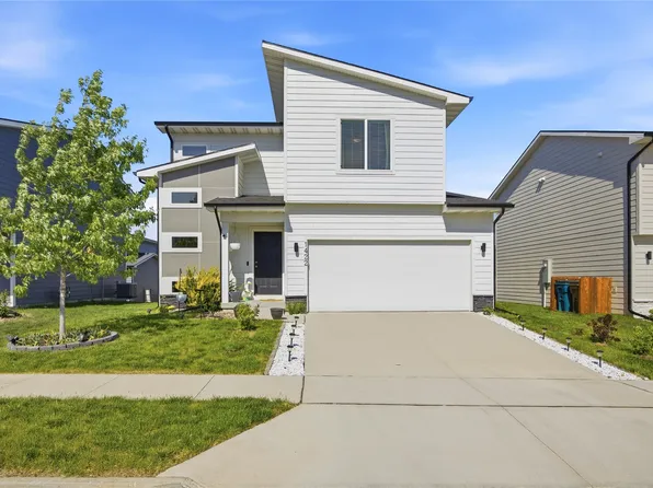 1422 NE Cedarwood Dr, Grimes, IA 50111