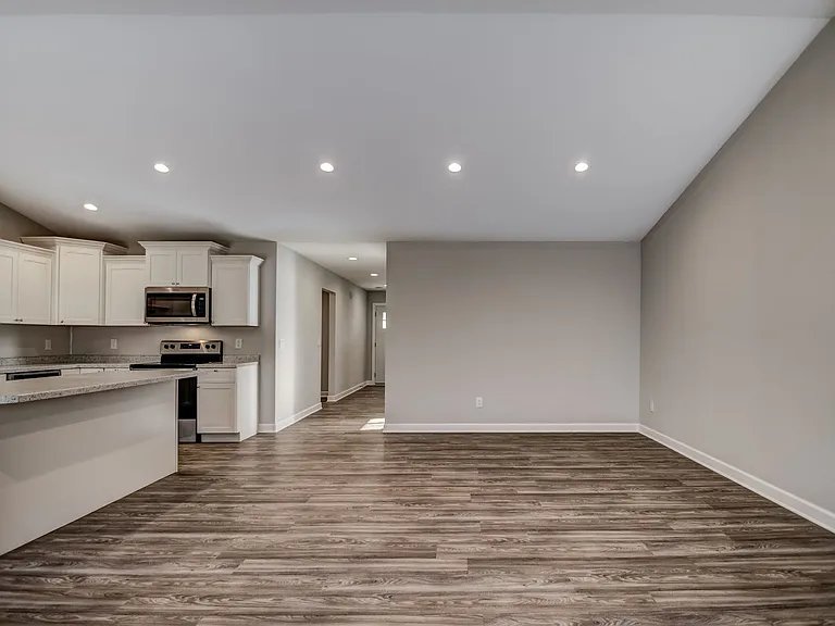1624B Gunston Dr — Photo 39