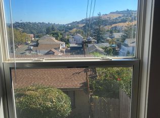 915 7th Ave, Crockett, CA 94525