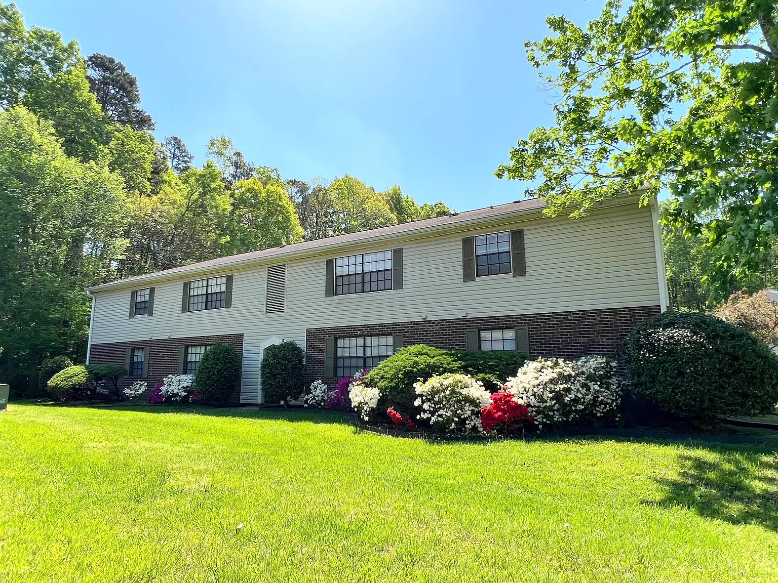Yorkleigh — Photo 4